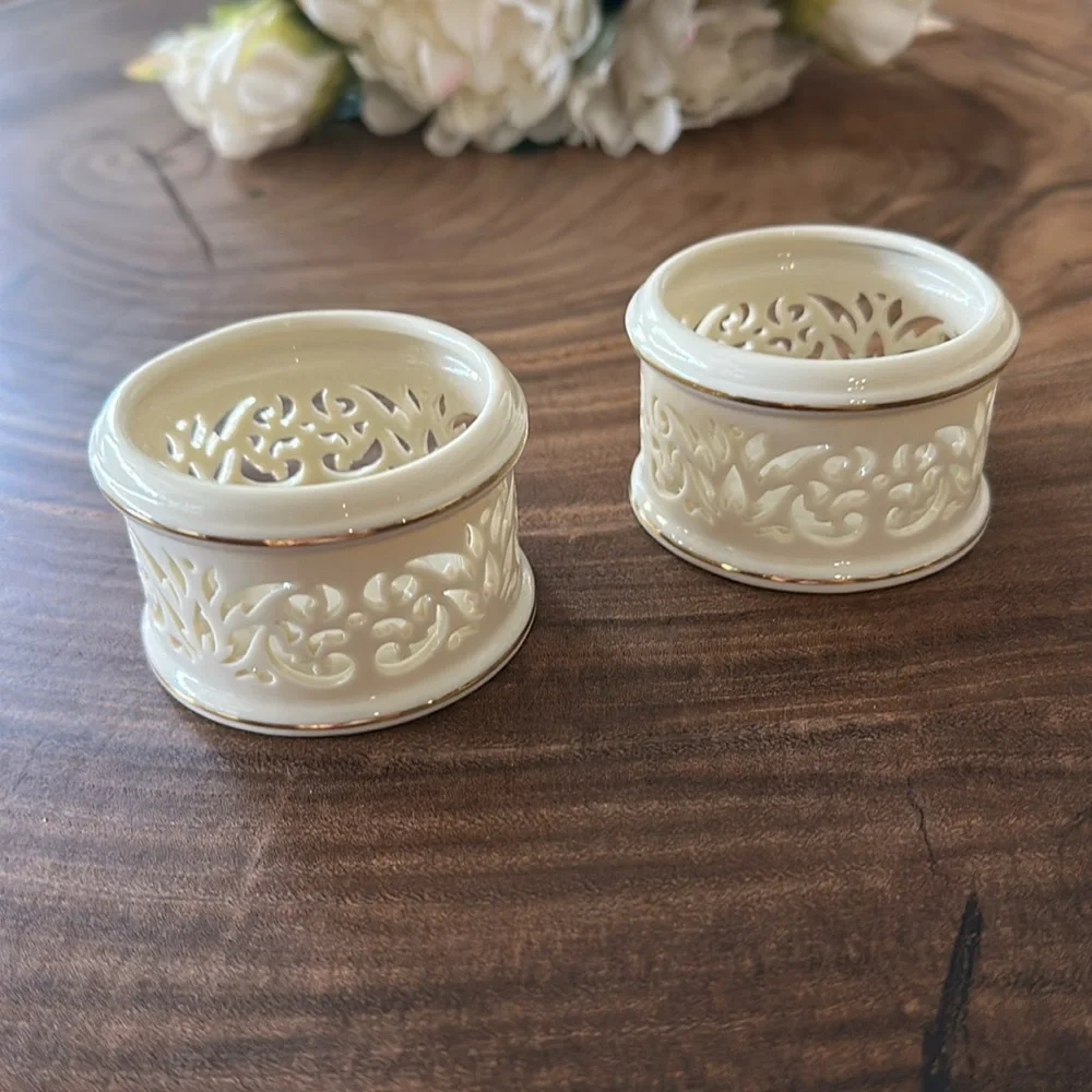 2 Lenox Illuminations Pierced Tea Light Candle Holders